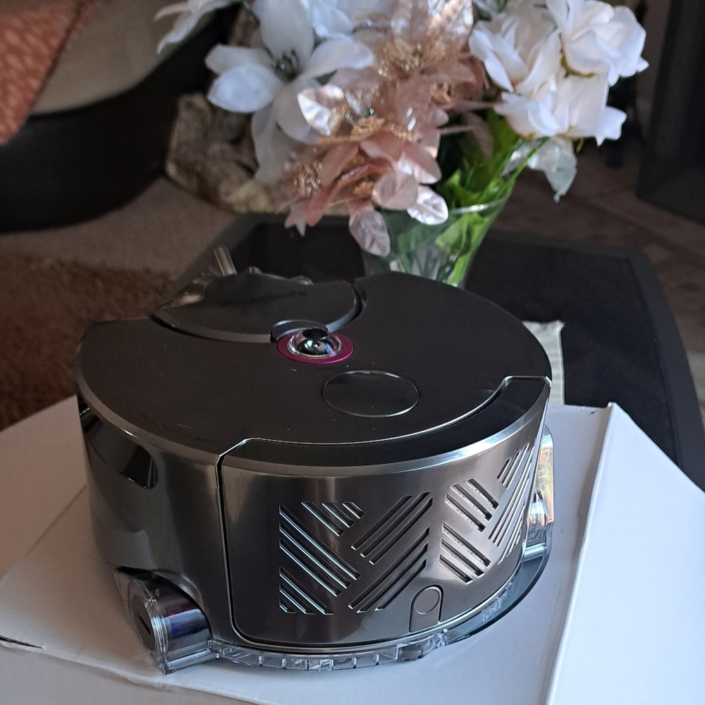 Dyson 360 eye